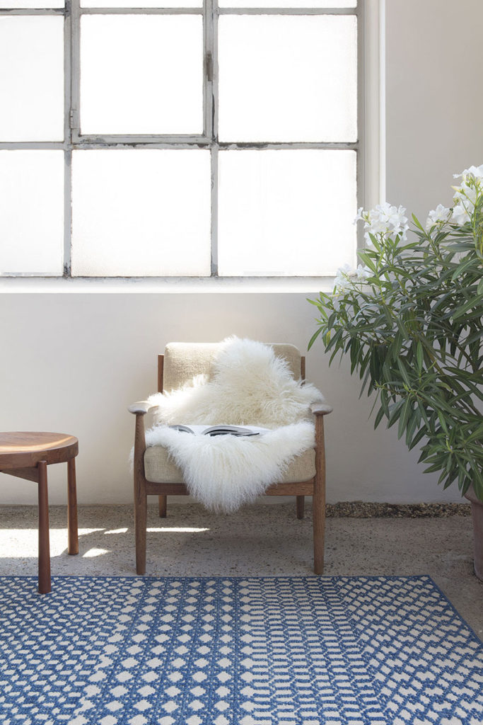 730_001_0_00100_0600100_r_B