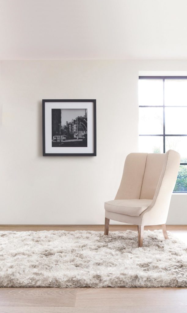 207_001_0_00900_2000300-I1_web-scaled