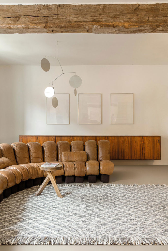 230_001_0_00900_2000300-I1_web-scaled