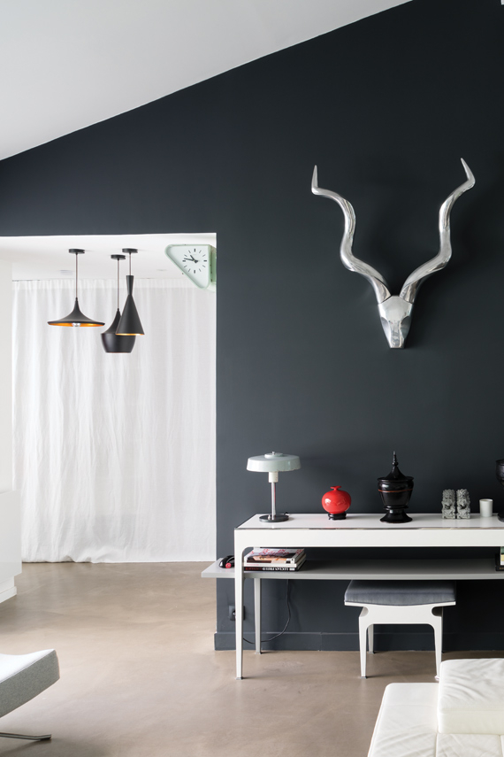 Pitch Black No. 256 - Image 2