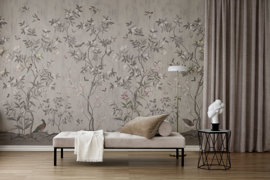 R16743_Chinoiserie-Chic-Powder-Beige_Rebel-Walls-419_image2-1700×1133-8bdb5120-53e4-4860-922e-753395306db8-1_B