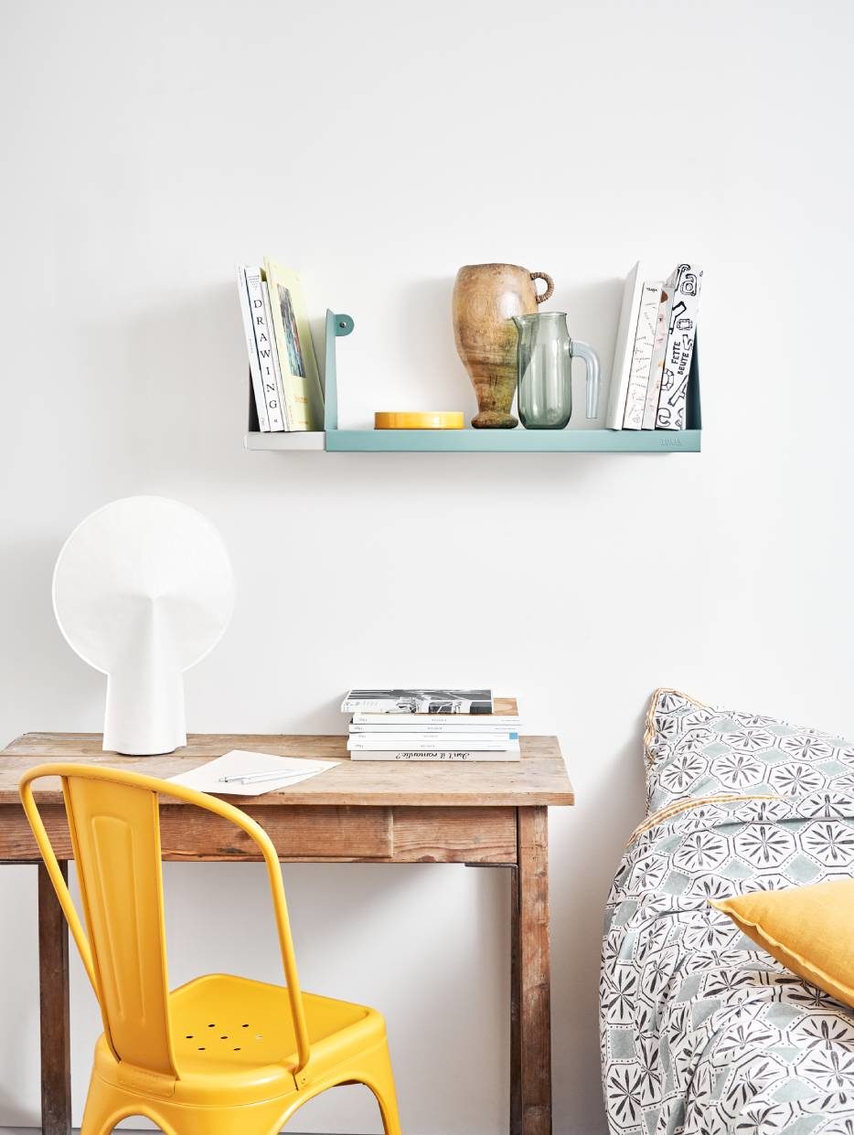 Double sliding shelf