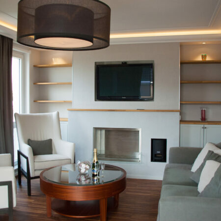 Ro_01_Home_Staging_Interior_Design_Farrow_Ball_Designers_Guild_Trier_Luxembourg_Exklusiv_Wand_Farbe_Tapete_vanHenry_Interiors_Colours