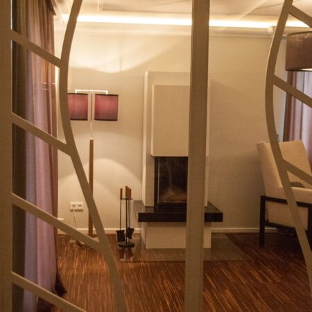 Ro_22_Home_Staging_Interior_Design_Farrow_Ball_Designers_Guild_Trier_Luxembourg_Exklusiv_Wand_Farbe_Tapete_vanina-Henry_Interiors_Colours-1